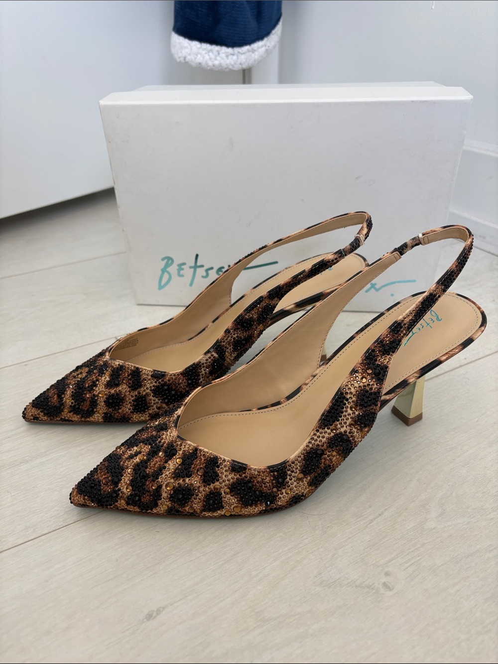 Betsey Johnson Leopard Sequin Slingback Kitten Heels - Tan & Black